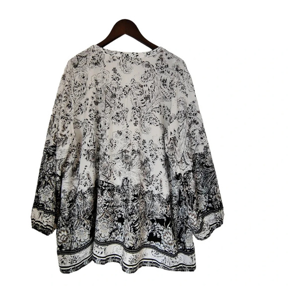 Paisley Floral Print White Black Blouse Long Bell Sleeve Boho Sz XXL 100% Rayon - Picture 9 of 9